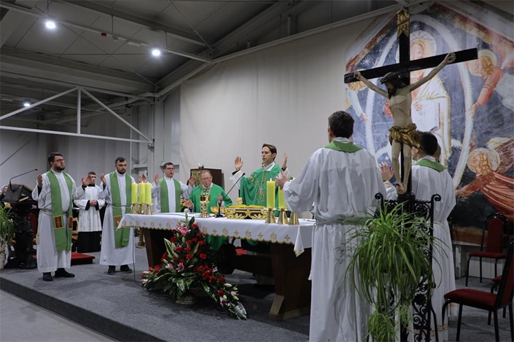 Prvi dan trodnevnice uoči Stepinčeva